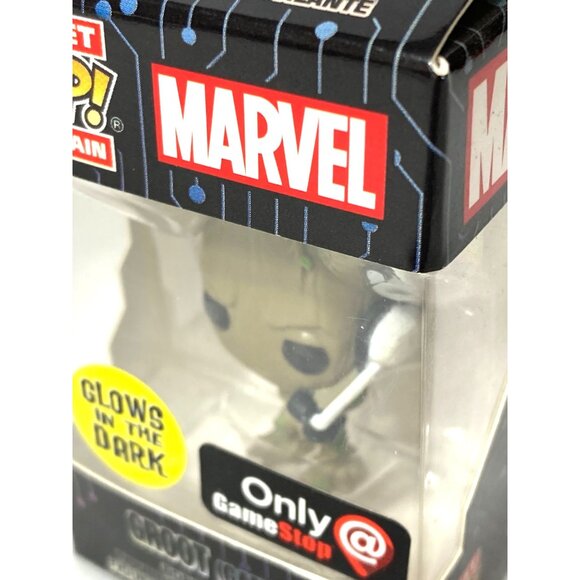 Marvel Funko Pocket Pop Groot Gamer Keychain Bobble-Head Glow Dark GameStop NEW - Picture 4 of 9